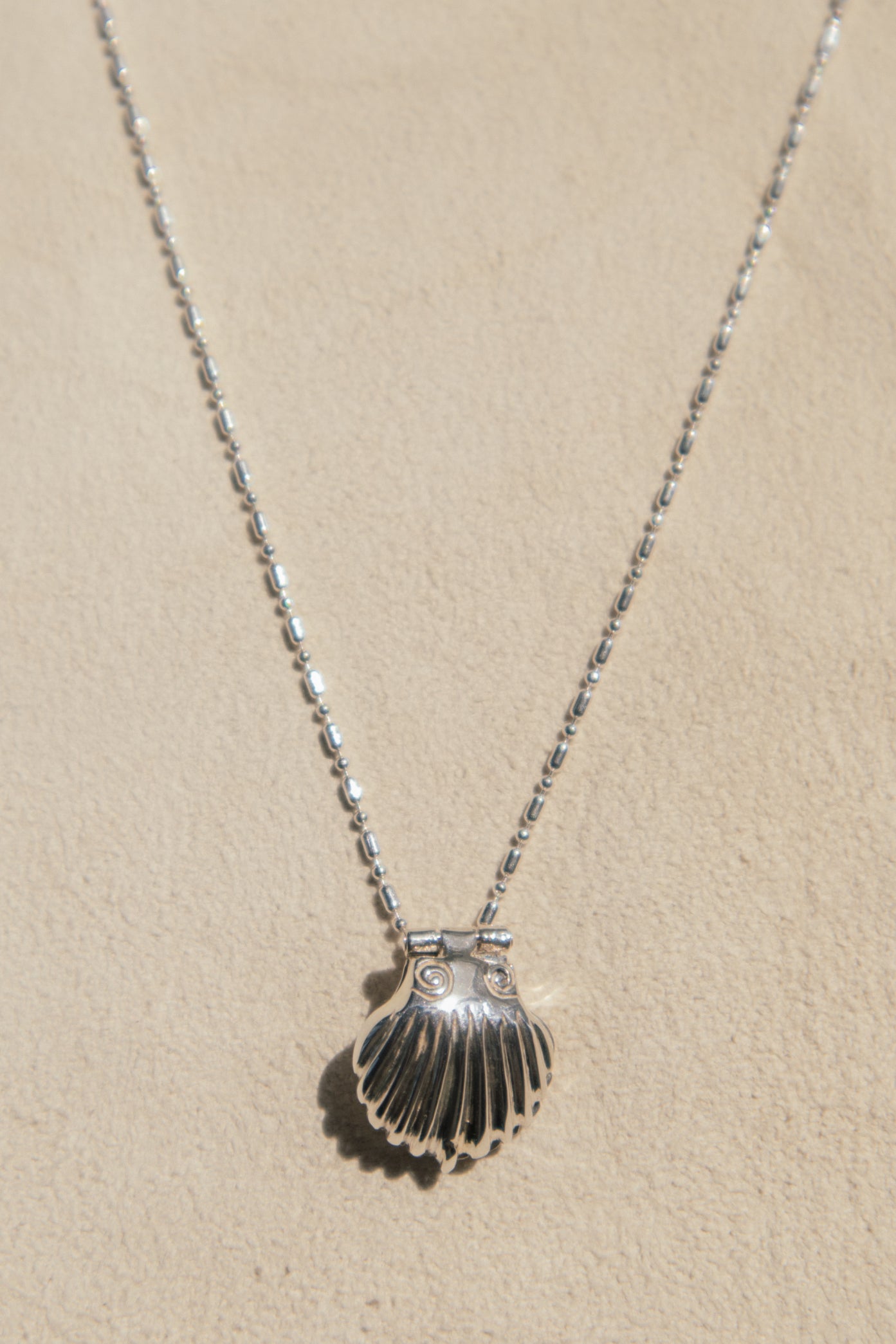 La Perlita Secret Message Charm Necklace - 925 Silver