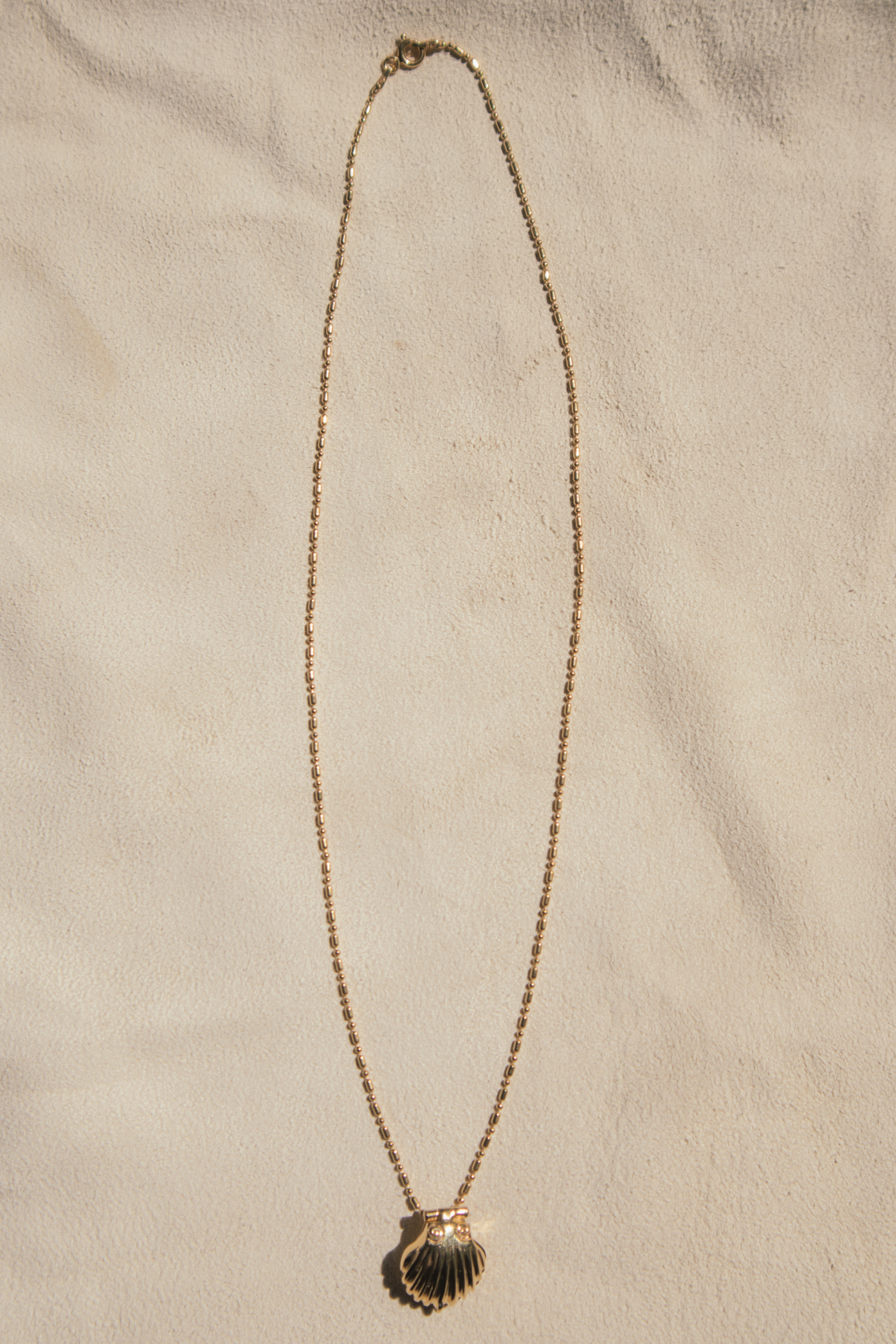 La Perlita Secret Message Charm Necklace - 18K Gold Vermeil