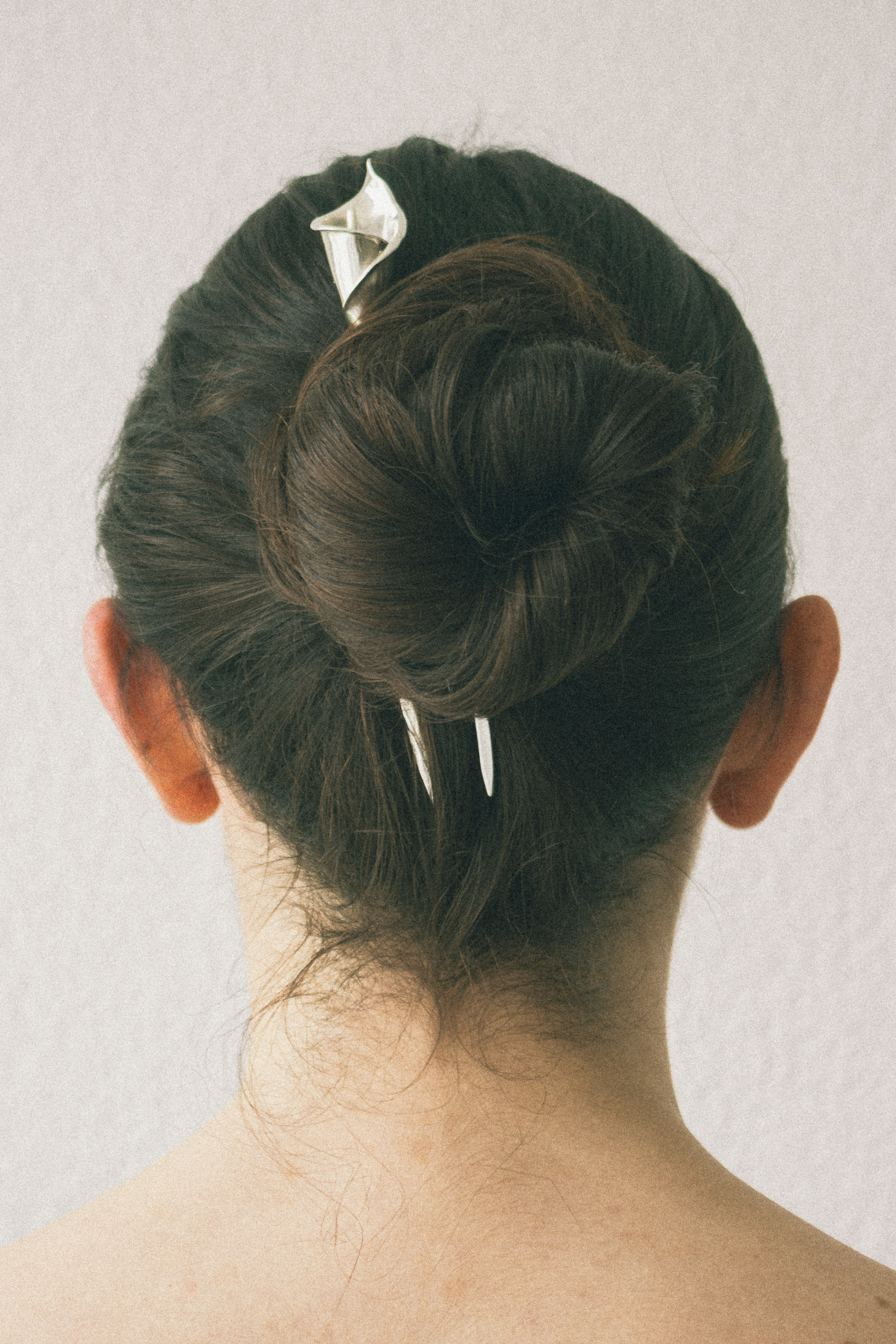 Pin de Cabello La Flor - Calla Lily