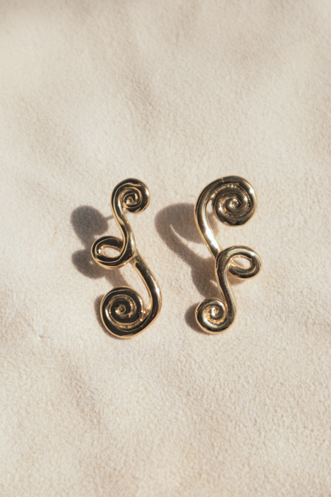 Aretes El Garabato - 18k Oro Vermeil