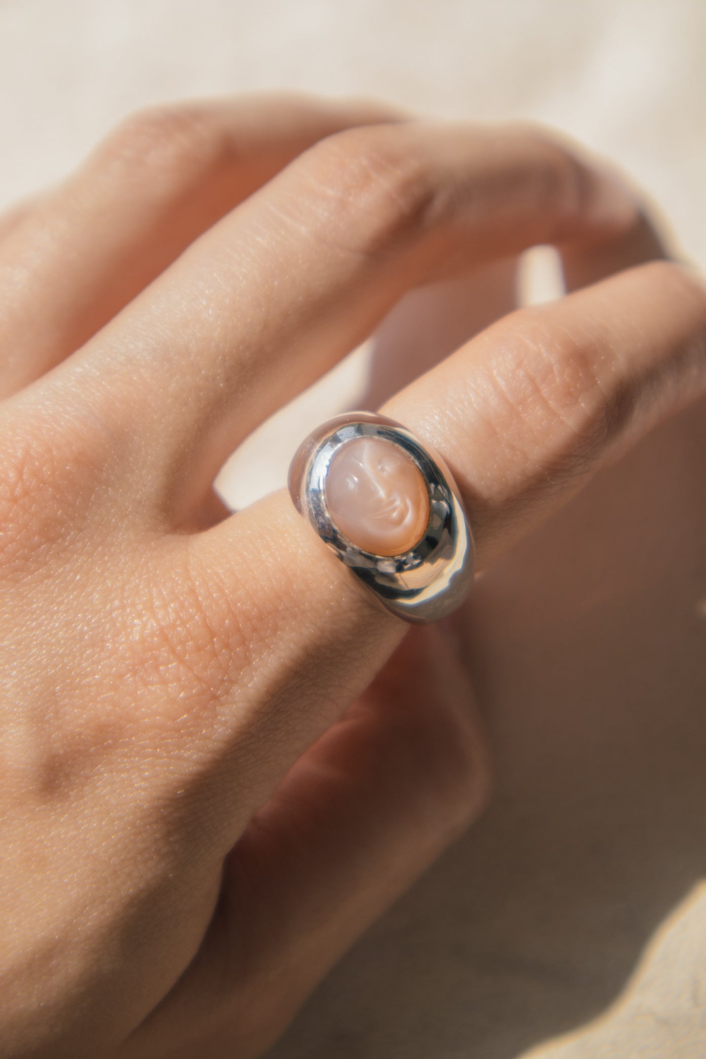Soma Moonstone Ring - 925 Silver